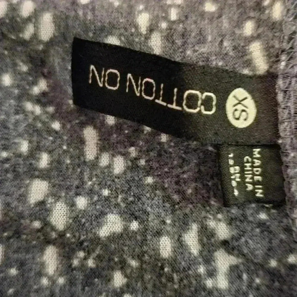 XS Cotton Tank Top - Stylish Gray Design - Picture 3 of 3